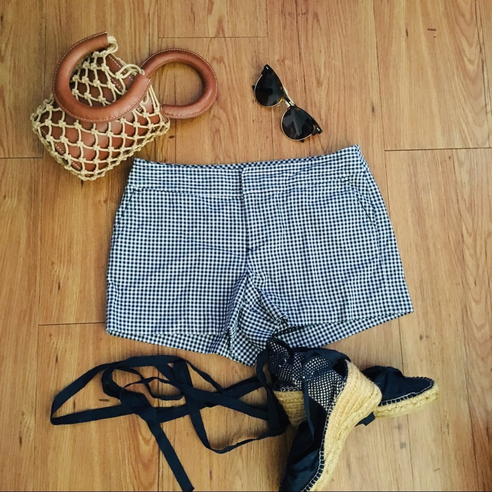 Banana republic navy gingham shorts sz 2